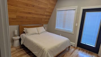 3 chambres, fer et planche à repasser, Wi-Fi gratuit, draps fournis