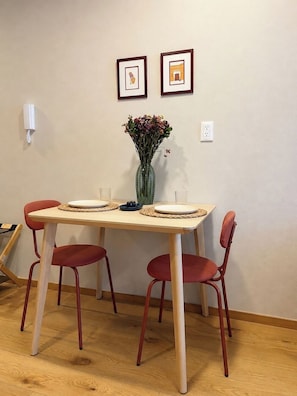 Dining - Chic Loft in North Mexico City – Near Condesa (Mexico City)