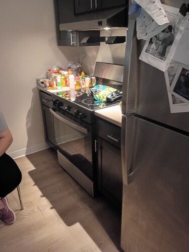 Cozy 1-bedroom apartment in peaceful Branford with AC and gym access