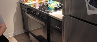 Cozy 1-bedroom apartment in peaceful Branford with AC and gym access