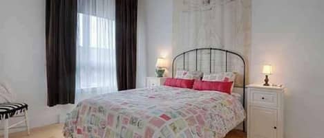 1 habitación y ropa de cama