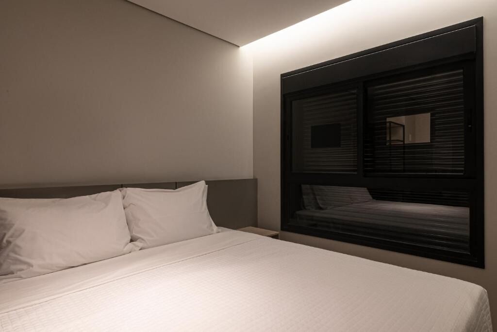 Wi-Fi de cortesia, roupa de cama