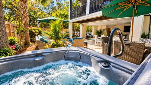 Six bedroom  in United States of America, Hilton Head Island