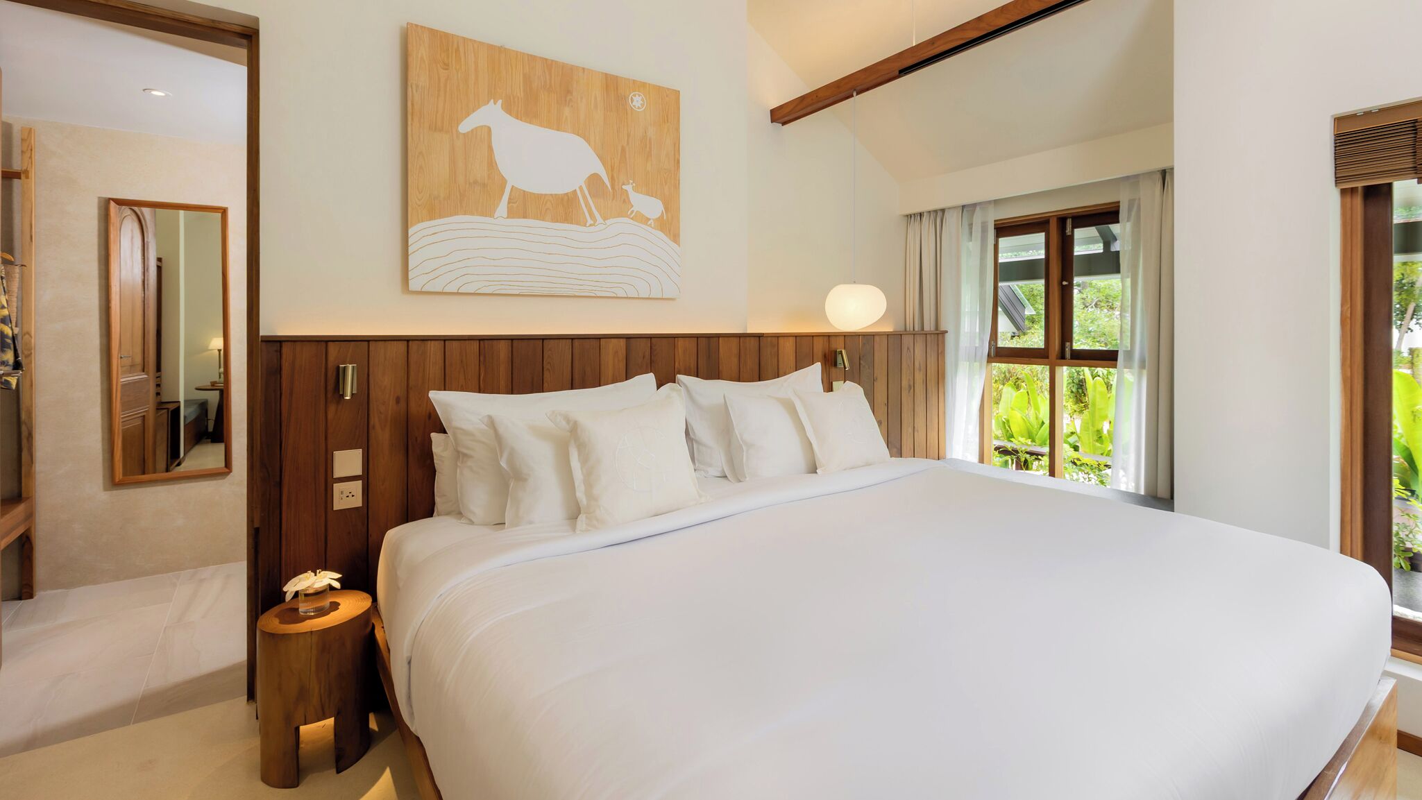 In-room safe, free WiFi