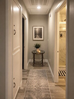 Interior - Private 2BR Home Near the Las Vegas Strip, Wi-Fi, Laundry and Parking. (Las Vegas)