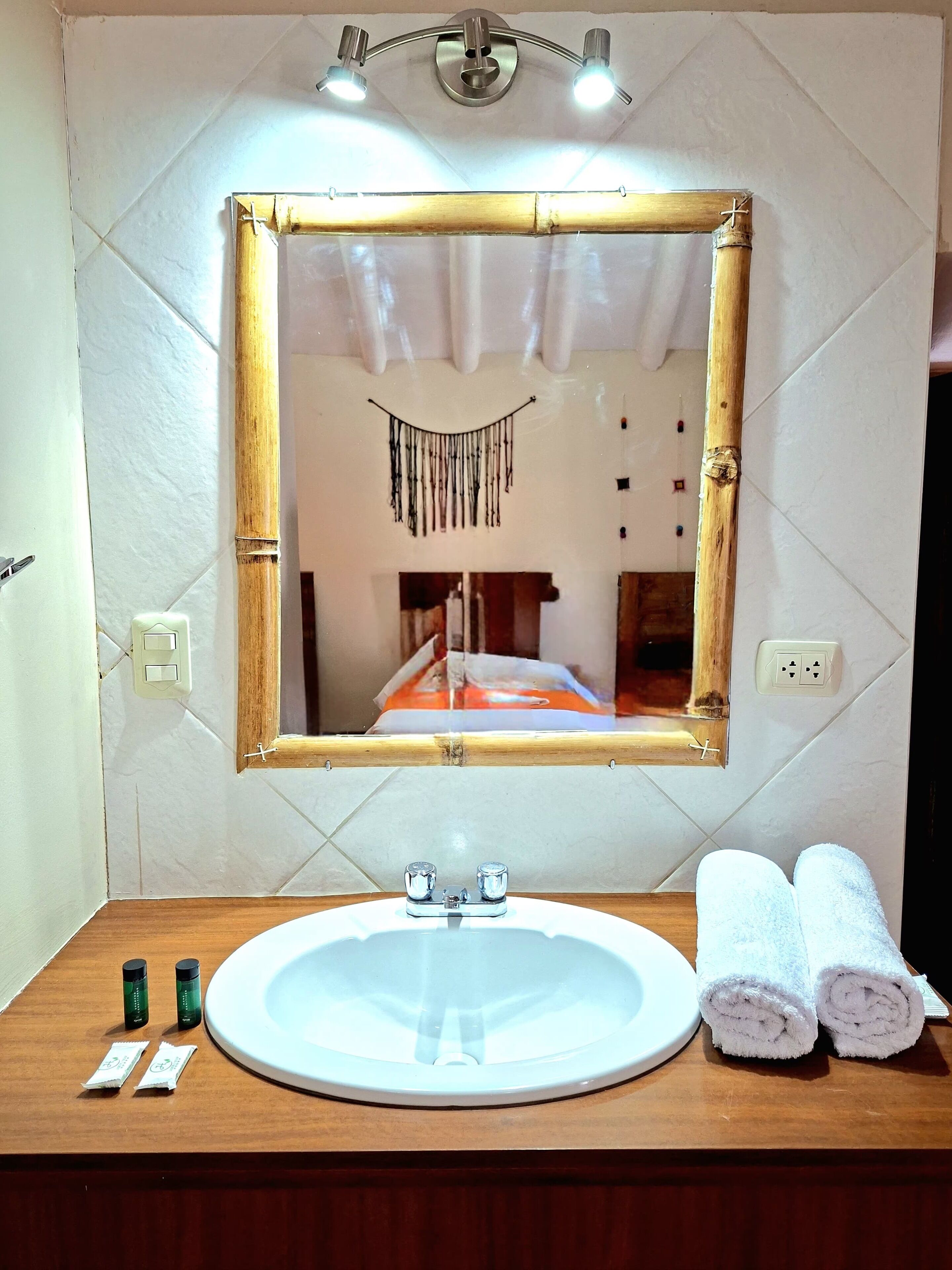Towels, soap, shampoo, toilet paper