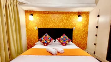 Quarto casal ou duplo superior, 1 cama Queen | Wi-Fi de cortesia