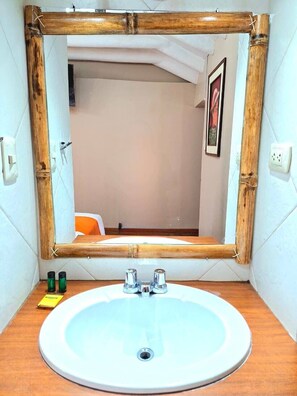 Bathroom - Cusi Guest House (Cusco)