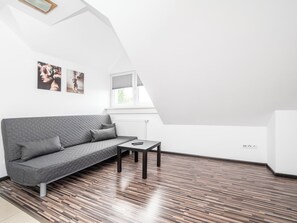 Living area - Stawy Jana Apartment #14 (Łódź)