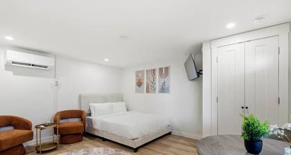 Stylish Cozy Studio in Bishop Arts Prime Walkable Location #6