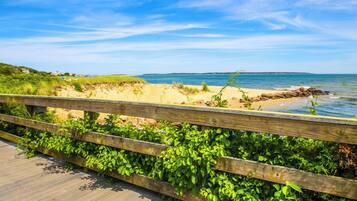 Beach nearby, beach towels
