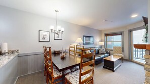 Dining - Cozy 1-bedroom at Rimfire Lodge in the serene SnowShoe Village Area (Slaty Fork)