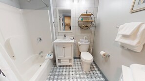 Bathroom - Cozy 1-bedroom at Rimfire Lodge in the serene SnowShoe Village Area (Slaty Fork)