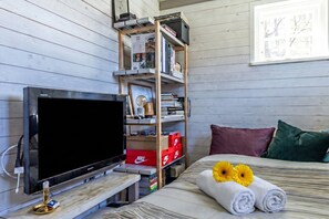 1 soverom, wi-fi (inkludert) og sengetøy