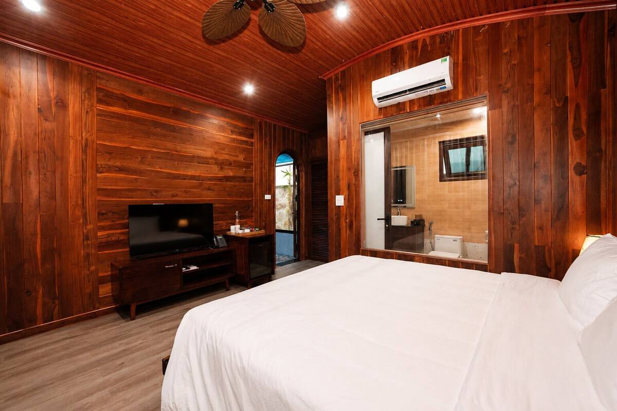 ดีลักซ์บังกะโล | ตู้นิรภัยในห้องพัก, ผ้าม่านกันแสง, Wi-Fi ฟรี