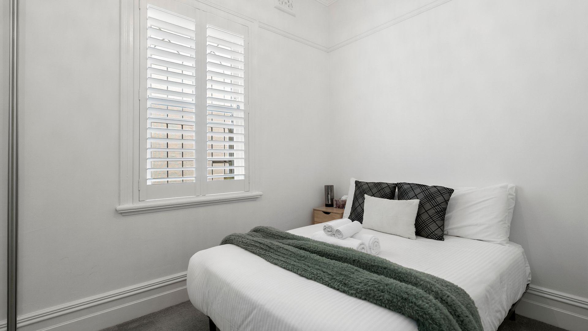 2 bedrooms, desk, free WiFi, bed sheets