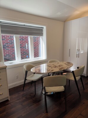 Dining - luxury bungalow in a quiet neighborhood, (Toronto)