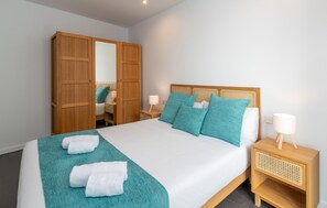 Travel cot, free WiFi - Stunning home in Lanzarote with private swimming pool, can be inside or outside (Lanzarote)