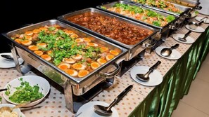 Free daily buffet breakfast  - Can Gio Park Hotel (Can Gio)