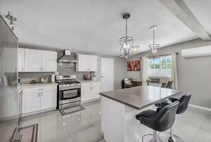 Private kitchen - Family-Friendly 4BR Home Close to Las Vegas Strip & Airport with Game Room! (Las Vegas)