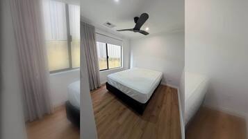 Iron/ironing board, internet, bed sheets
