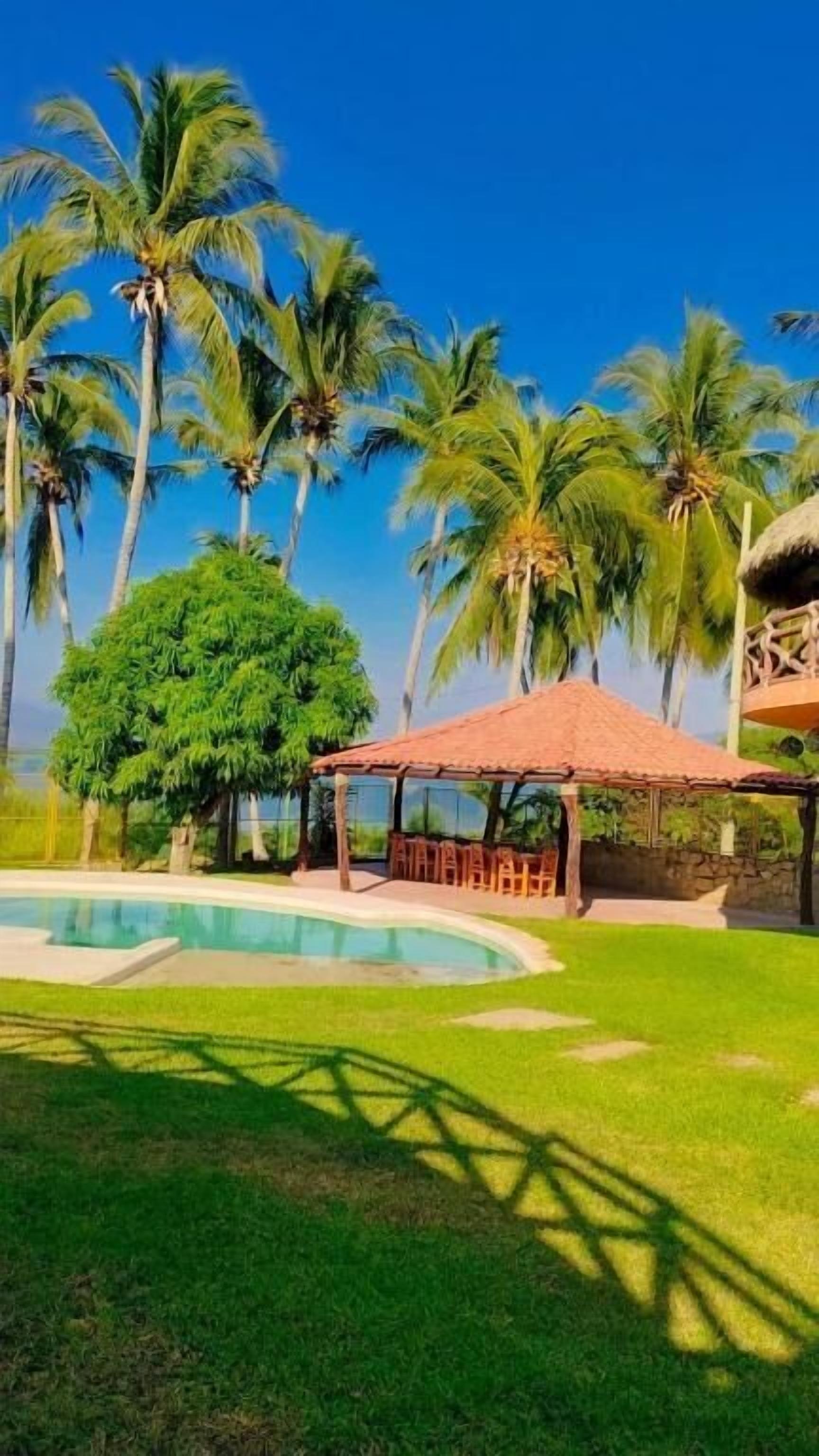 12 albercas al aire libre 
