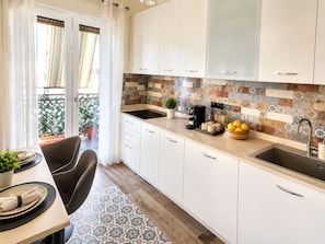 Appartamento Luxury, 3 camere da letto, aria condizionata, vista parco | Cucina privata