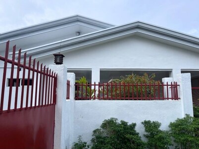 Fantastic 3-bedroom house with AC in Santa Fe Cebu