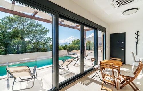 Amazing home in Budva