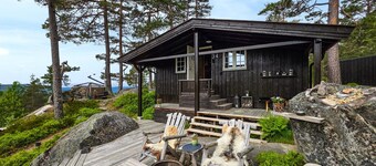 Beautiful home in Treungen with sauna