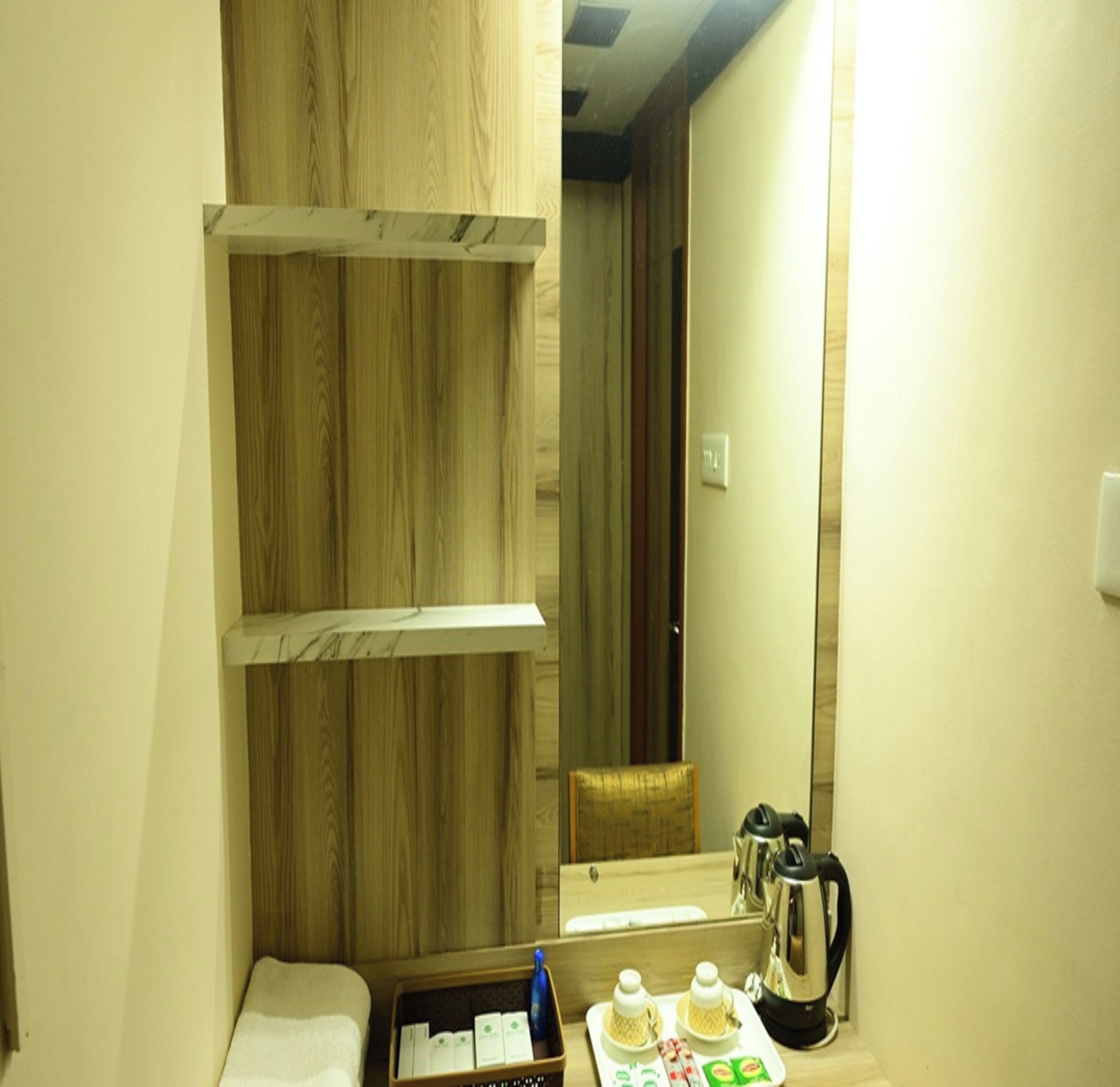 ห้องสวีท | เครื่องนอนป้องกันสารก่อภูมิแพ้, โต๊ะทำงาน, Wi-Fi ฟรี, ผ้าปูที่ นอน