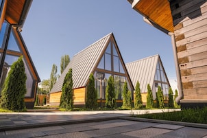Family Chalet, Courtyard View
