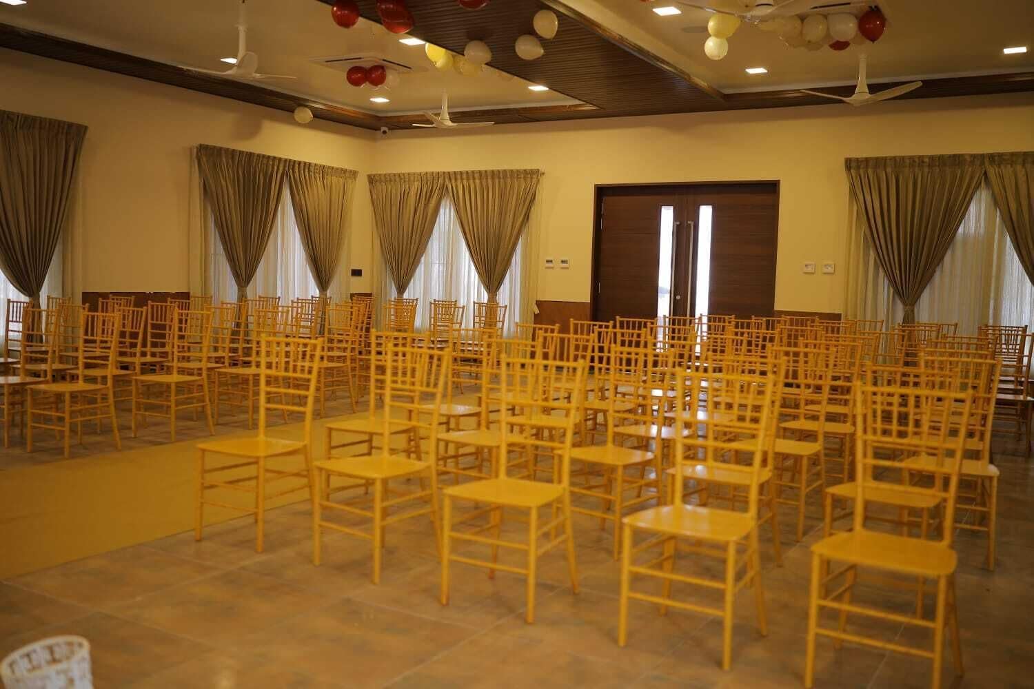 Banquet hall