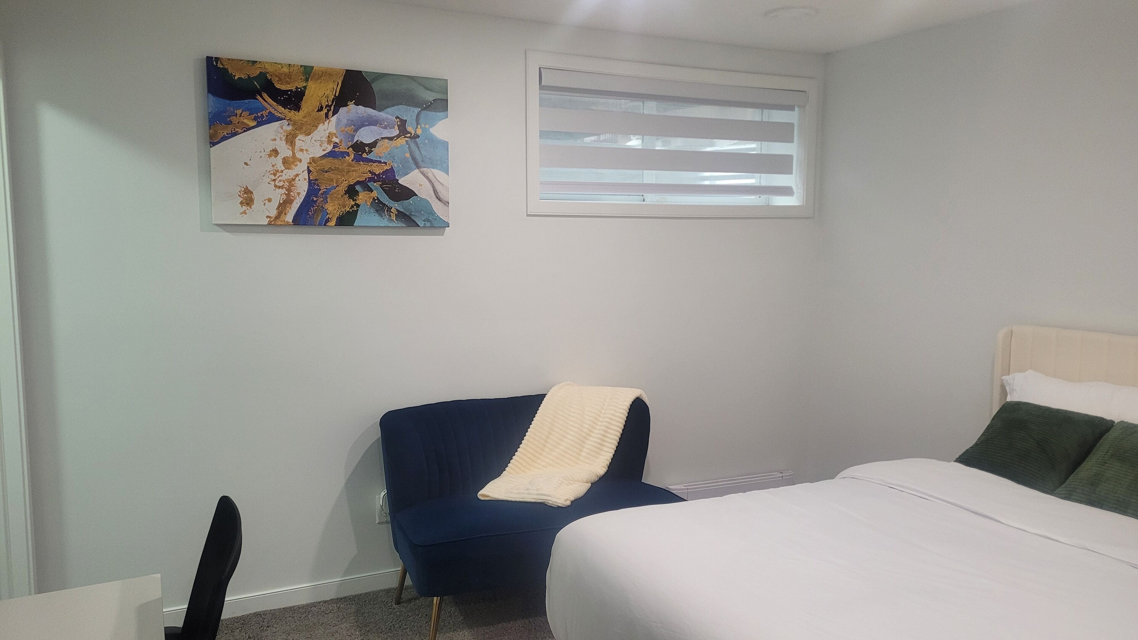 1 chambre, fer et planche à repasser, Wi-Fi, draps fournis