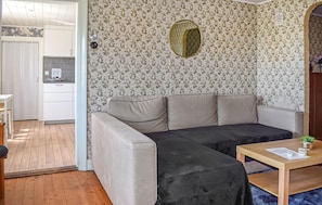 TV - Awesome home in Ystad with WiFi (Ystad)