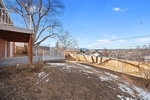 Property grounds - 1,100 sf Spacious Cozy 2BR Near Denver & Mountains (Arvada)