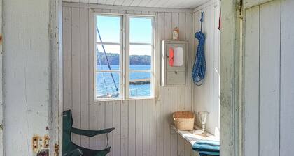 Beautiful home in Ljungskile with house sea view