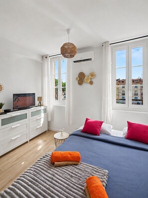 WiFi - Vrbo Property (Aubagne)
