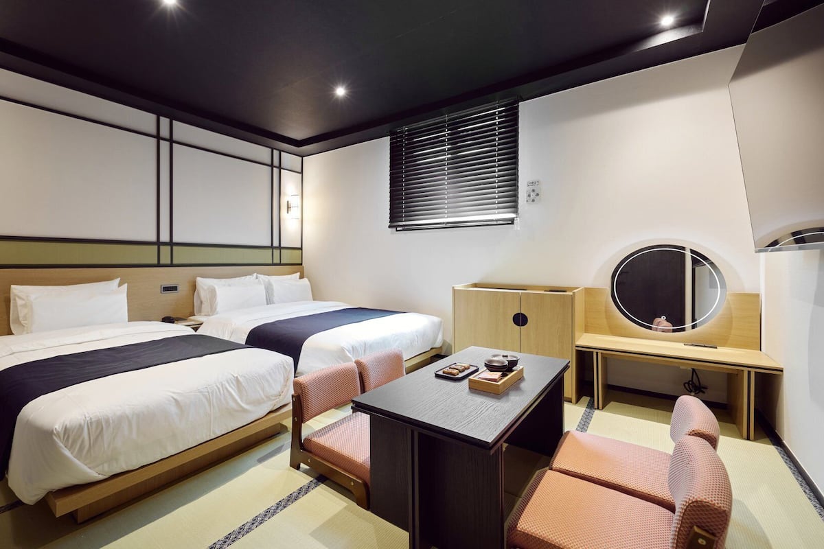 Twin Room | Free WiFi