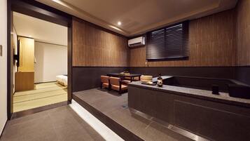 Signature Room