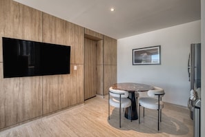 Dining - Myla 04C - 1BR In Roma Norte - HighF (Mexico City)