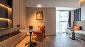 Superior Single Room | Premium bedding, in-room safe, blackout drapes, soundproofing