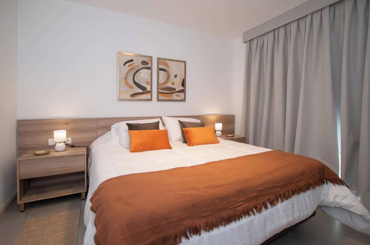 Apartment, 2 Bedrooms, City View