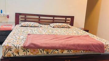 Standard Room | Free WiFi