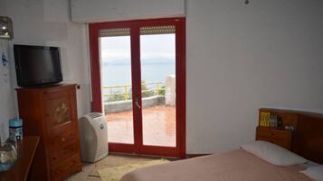 1 habitación, wifi y ropa de cama