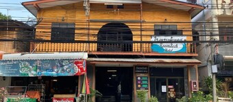 Khumdet Hotel