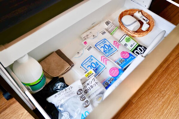 Bathroom amenities - (羽晴)Entire Osaka House | 4BR | Near Kujo Station | Sleeps 8 (Osaka)