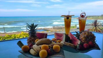 Departamento clásico, balcón, vista al mar | Terraza o patio