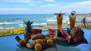 Departamento clásico, balcón, vista al mar | Terraza o patio