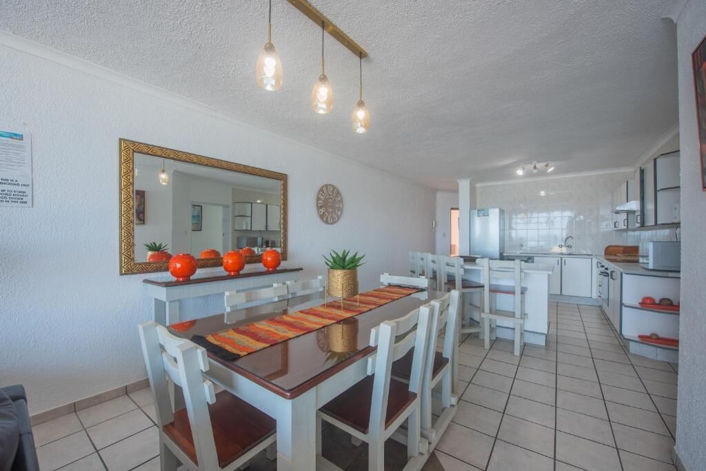 Apartment, Balcony, Sea View | In-room dining